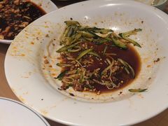 -严记小天府酸菜鱼(西四路店)