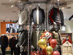 -王府井百货熙地港店