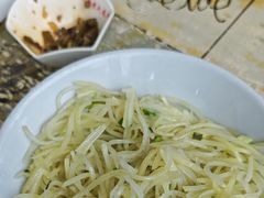 -琥珀老六龙虾(四里河店)
