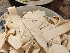 金针菇-小龙坎老火锅(北京三里屯店)