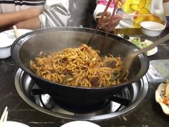 -日新铁锅焖面(坝上店)