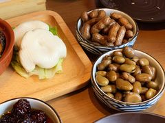 咸亨四味拼-香园茶社·金陵小灶(老门东店)