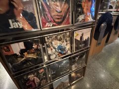 -黑胶星球(华发中城商都店)