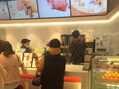 -CoCo都可(湖滨银泰店B区店)