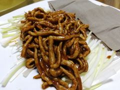 -溢心园香河肉饼总店