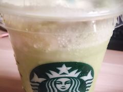 -星巴克(广州南站A18检票口楼上)