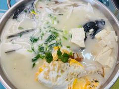 金汤鱼头豆腐汤-味好美土菜(迎宾东路店)