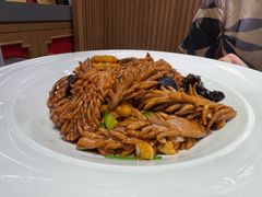 -闫府私房菜(恒隆店)