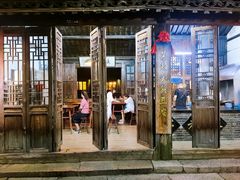 门面-茅老太臭豆腐