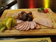 马迭尔什锦冷切-马迭尔德式西餐精酿啤酒屋(中央大街店)