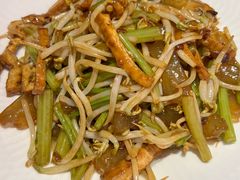 -闫府私房菜(恒隆店)