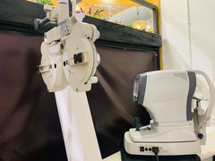 -肆兮眼镜·蔡司·徕卡战略合作店(大坪店)