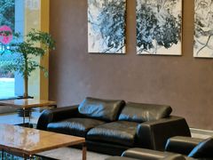 -昆明朗威酒店(昆明站火车站双桥夜市风情街店)