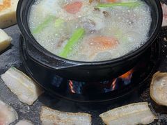 -有一锅·野生菌黑山羊腊排骨火锅(古城北门店)