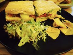 -HELLO 27 意面·沙拉·帕尼尼