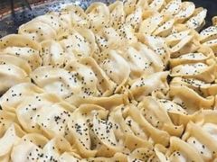 -黄阿姨锅贴大王(万航渡路店)