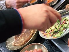 -臻牛烤肉