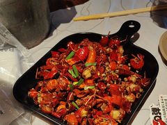 -巴厘龙虾·榜首油焖大虾(音乐学院·沿江酒馆店)