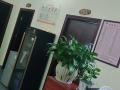 -张钰强中医正骨推拿连锁(唐家人才公寓店)