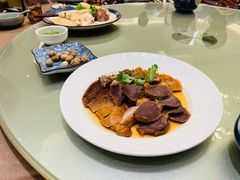 -沙龙酒家