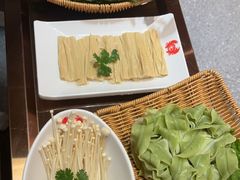 -七欣天香辣蟹火锅(南通任港路大润发店)