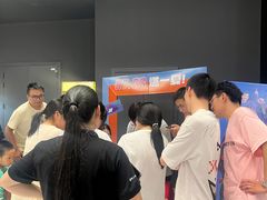 -宁波宝信宝马4S店(江北日湖店)