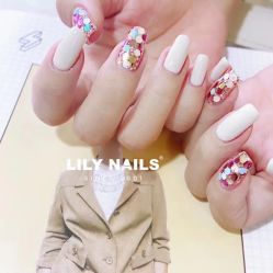-LILY NAILS美甲美睫