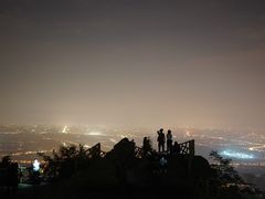 -鬼笑石后山停车场