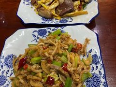 -苗湘食府(十年店)
