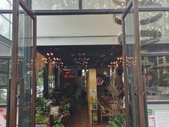 -桉树林A coffee 森林餐厅(三圣乡店)