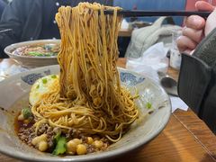 -丁丁猫重庆小面(徐州路店)