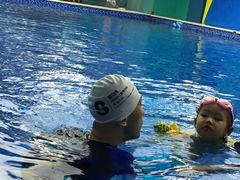 -Swim斯卫姆国际儿童游泳中心(红博中央公园店)