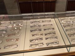 -LensCrafters亮视点(蓝色港湾店)