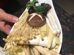 -小天鹅火锅·一线江景洪鼎旗舰店(洪崖洞店)