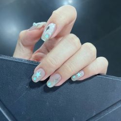 -丽心自助美甲美睫