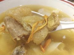 -八二小区抄手(龙湖上城天街店)