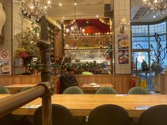 -玛格萝妮比萨屋(四平店)