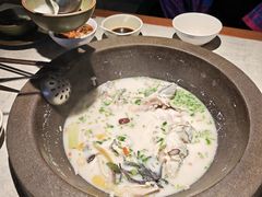 鲜潭蒸汽石锅江团鱼-鲜潭蒸汽石锅鱼(五道口购物中心店)