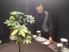-逸馥荟(人广来福士店)