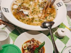 -渔语鱼酸菜鱼新川菜(来福士店)