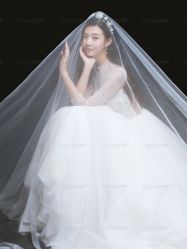 -雪中彩影婚纱摄影·微光艺术中心