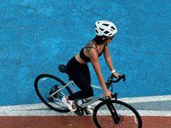 -迪卡侬(西华店)