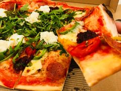 -Pizza Express(机场T1店)