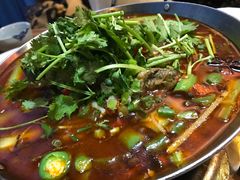 -自贡盐帮菜·玩辣餐厅(樱花园西街店)