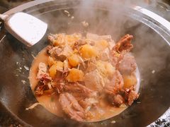 -妈妈家铁锅炖(景诚园综合楼店)