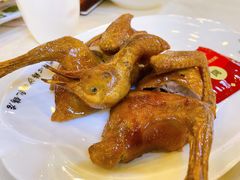 -渔意楼·驰名沙田乳鸽(五羊旗舰店)