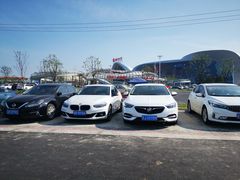 -融创茂-停车场