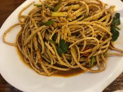 凉拌云南建水豆腐丝-滇香肴·云南菜蒸汽石锅鱼(云南北路店)