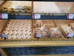 面包甜点陈列柜-汪保来(杭州解放路店)