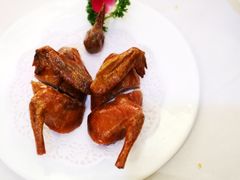 金牌烤乳鸽-温州华侨饭店(信河街店)